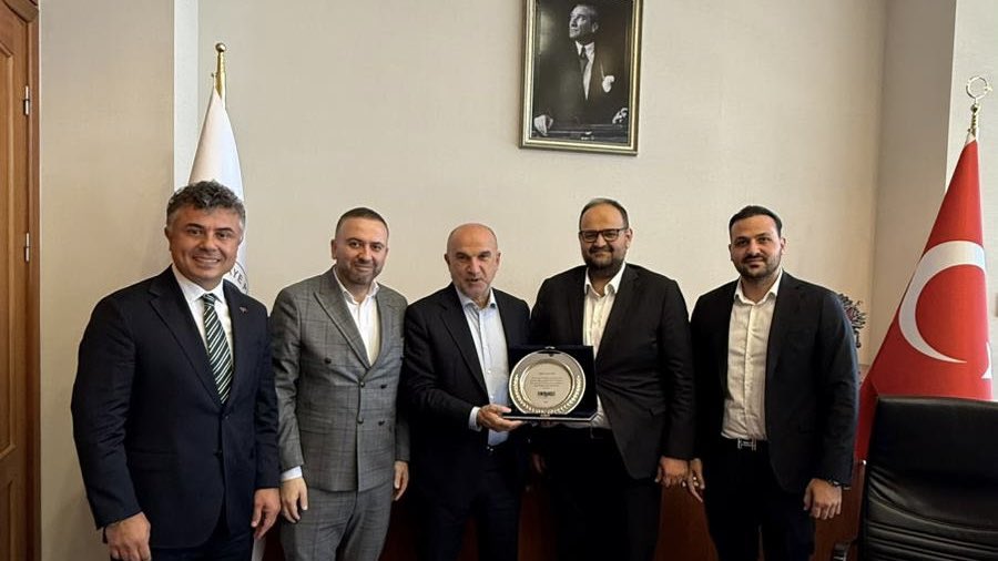 Febid2026's tweet photo. Sermaye Piyasası Kurulu İkinci Başkanı Sayın Ahmet Aksu, Sermaye Piyasası Kurulu Başkan Yardımcısı Sayın Uğur Yaylaönü ve Sermaye Piyasası Kurulu Başkan Danışmanı Sayın Kürşad Sait Babuçcu’yu ziyaret ettik.

Derneğimizin vizyonu ve hedefleri üzerine gerçekleştirdiğimiz görüşmenin ardından Sayın Ahmet Aksu, Sayın Uğur Yaylaönü ve Sayın Kürşad Sait Babuçcu derneğimize üye oldular.

Kendileriyle aynı çatı altında buluşmaktan memnuniyet duyuyoruz.
