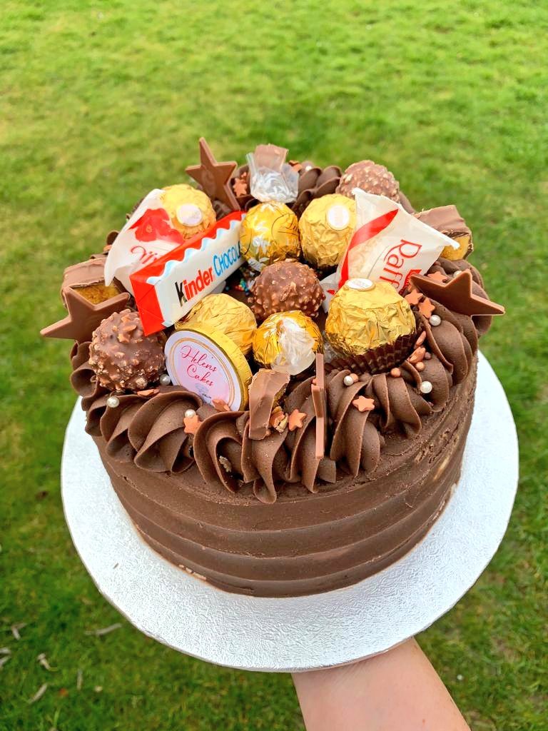 Onlyonemeeko's tweet photo. Beautiful chocolate cake ❤️ https://t.co/sRqU2Uu8MM