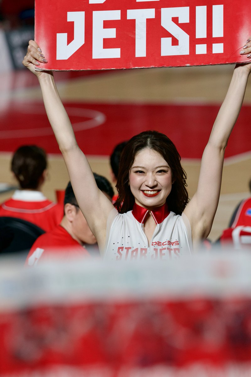B87Jets's tweet photo. @Saori_STARJETS Saoriさん、2シーズンありがとうございました🥹寂しすぎるけど、来シーズンは同じブースターとして応炎できること楽しみにしています🥹 https://t.co/pCbsMqMDuL