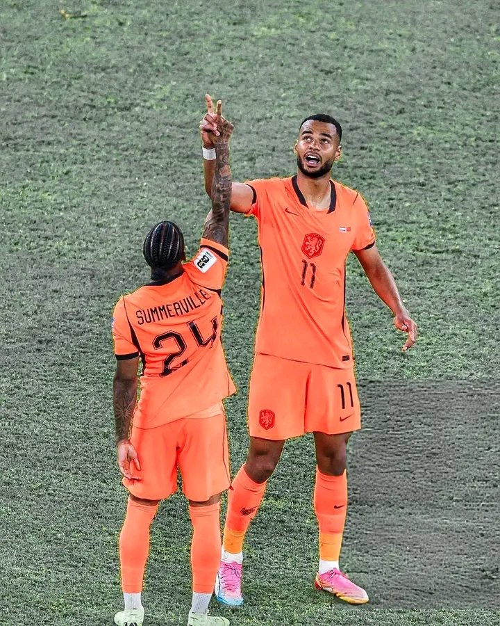 Victorjohn_jp's tweet photo. Netherlands 1 - 1 Morocco 
  Penalties  2-3 

Proud of Morocco 😀😀😀 https://t.co/qUEDXZ6yJz