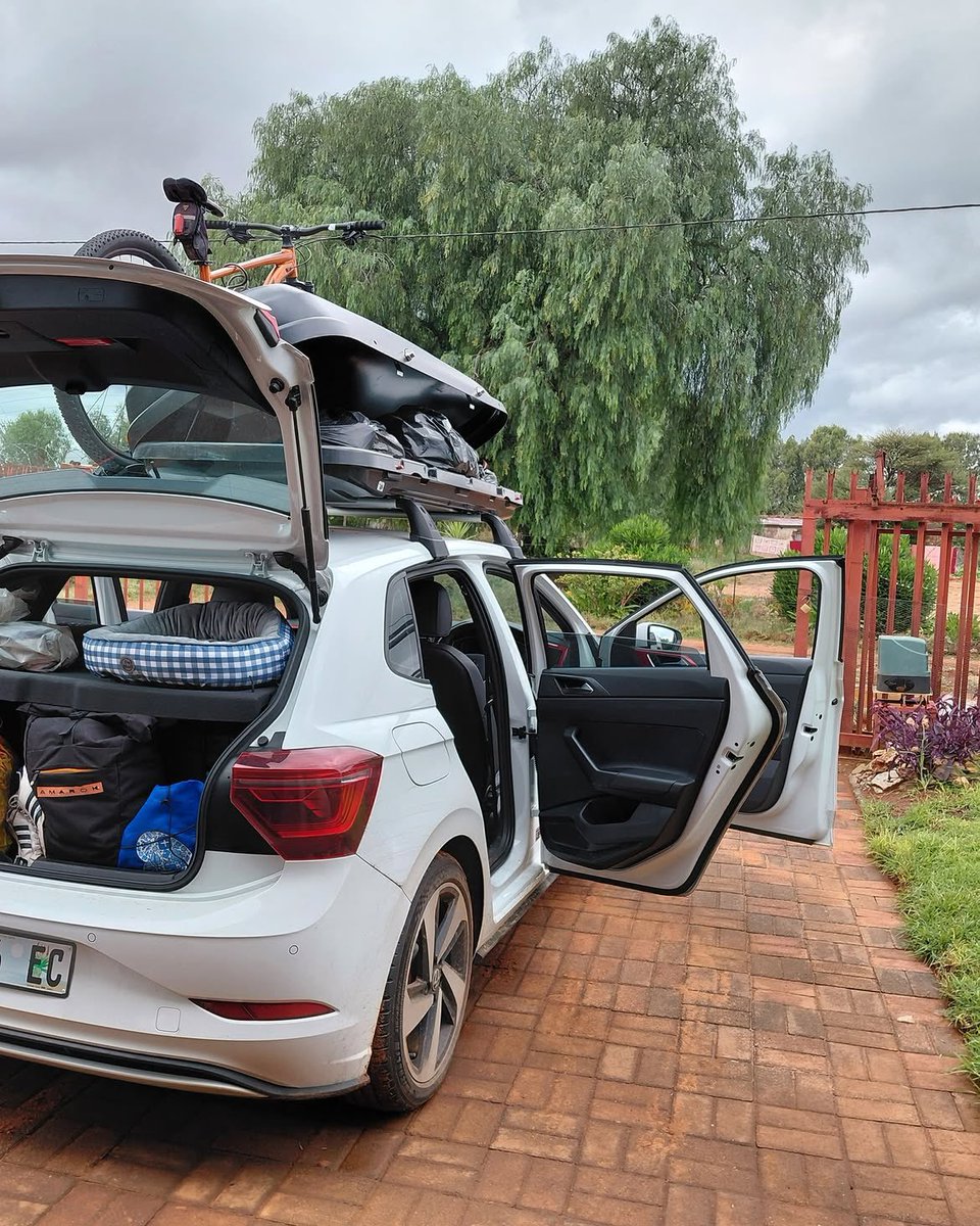 itsReabetswe's tweet photo. GTI🤍🔥 https://t.co/5q6bmuj8sk
