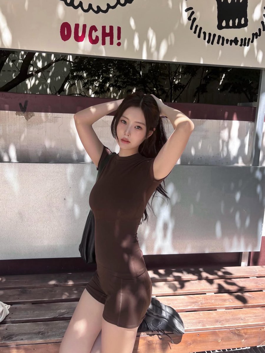 hyewon_like's tweet photo. 260630 #강혜원 인스타
6월 끝🏃‍♀️

🍵

🍦

🪨 https://t.co/yhmv3VP077