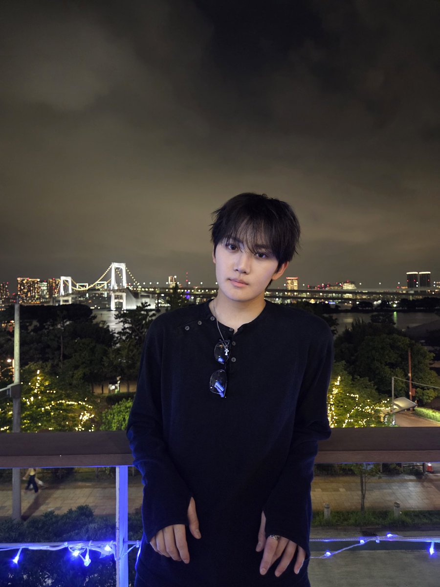 jungeee220's tweet photo. 기본티의 악마 왔다.... https://t.co/CVJ4PUi9kD