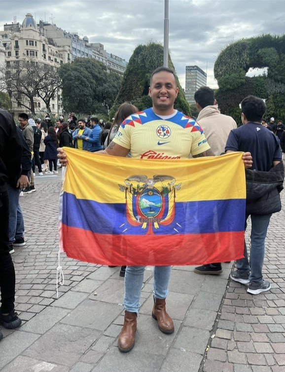 Turroncito10's tweet photo. @mikemaquinadel Hoy Ecuador se pasea por el Banorte https://t.co/LU0pCPHdhJ