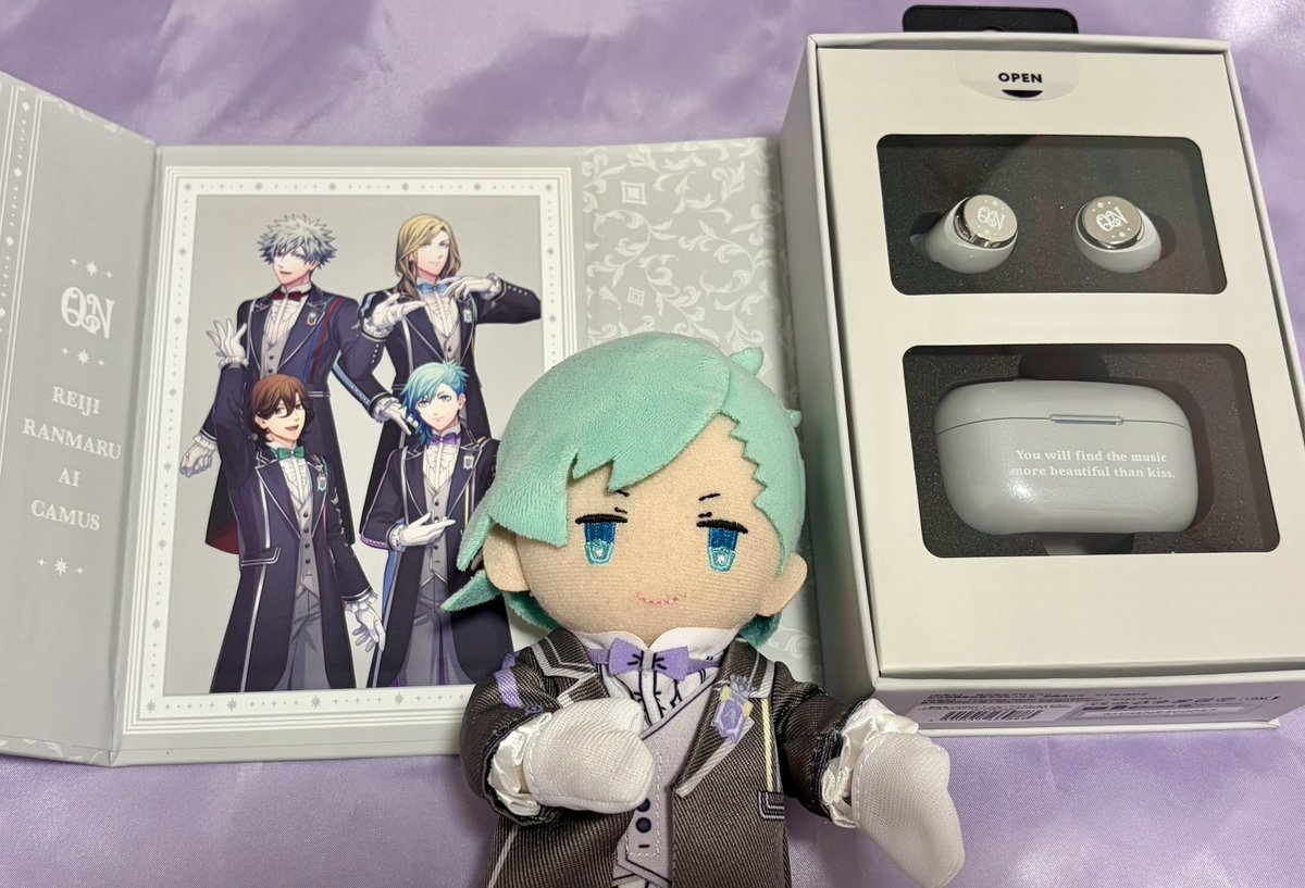 y_micxs's tweet photo. イヤホン届いた！わーい🥰 https://t.co/CyEhP759si