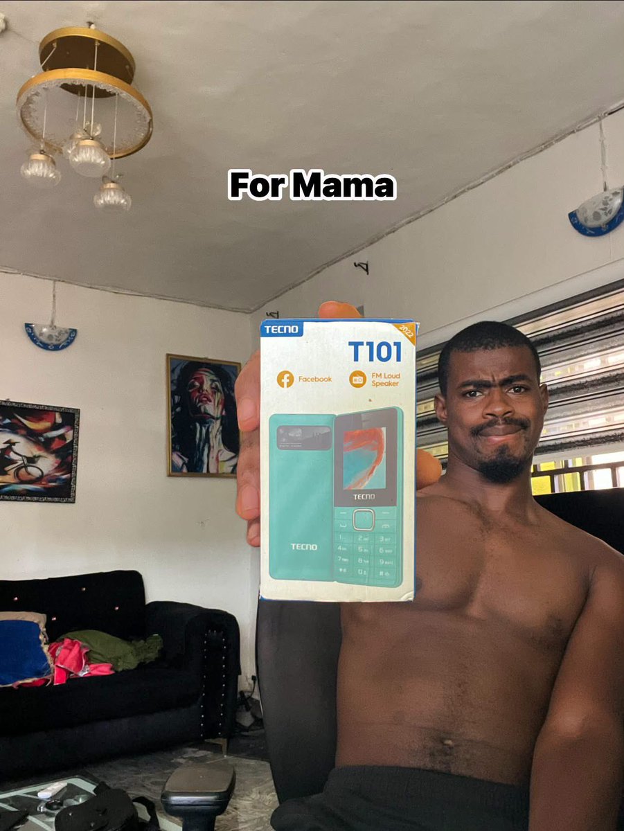 Gynorazy's tweet photo. Why do most young guys buy expensive stuffs for their babes but buys little or none for their mothers?

Upon say “the hustle na to make mama proud” https://t.co/SxbJ7qIOqg