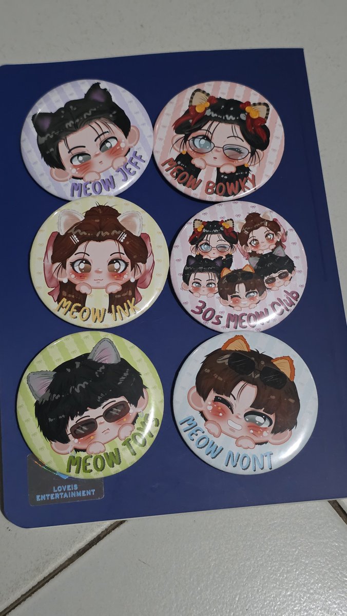 augustaom_'s tweet photo. ได้เวลารีวิวแล้วว หลายคนที่บอกว่ากอวเราน่ารักแล้วก็ครีเอ้ตมาก ยกความดีความชอบให้ @MemMeBox เลยค่า ร้านที่เปิดใจกับลูกค้ามากที่สุด อะไรที่ร้านทำได้ร้านจะทำค่ะ ใจดีมากตอบไว ข้อเสนอมากมาย มีรายการชัดเจน งานสวยงานดีมีทั้งงานไทย งานจีนให้เลือก ใครสนใจก็ลองคุยได้เลยงับ #MemMeBoxReview https://t.co/PStyP7Jcwo