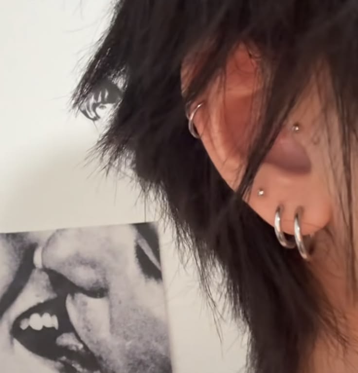 Lumithelu's tweet photo. How Pinterest sees me!!  っ ̯ -｡ 

♥︎ Piercing
♥︎ Icon
♥︎ accessory
♥︎ Style

Overall it's not really me right now but yeah I did used to be alt!! Ame-Chan mention though  ₍ᐢ..ᐢ₎♡ https://t.co/wVfPQDfjyG