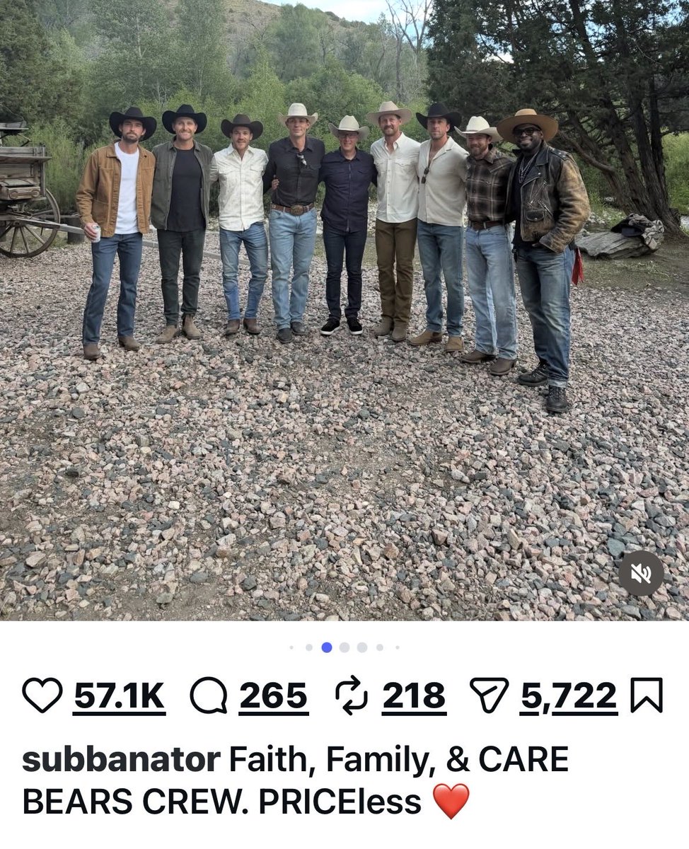 JafriMedia's tweet photo. @CanadiensMTL I see Lindgren, Shawsy, Petry, Allen, Byron and PK. Celebrating Pricey’s HHOF induction in BC, Gally’s home province, and he’s going back there. But where’s Gally? Oh right! He’s a DICK! Bye @BGALLY17 https://t.co/3zbifZlNWP