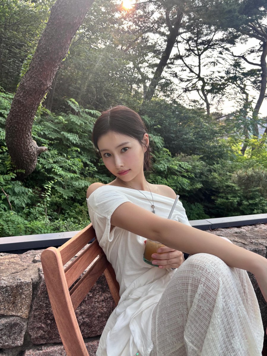 hyewon_like's tweet photo. https://t.co/yh6uQq3HR9