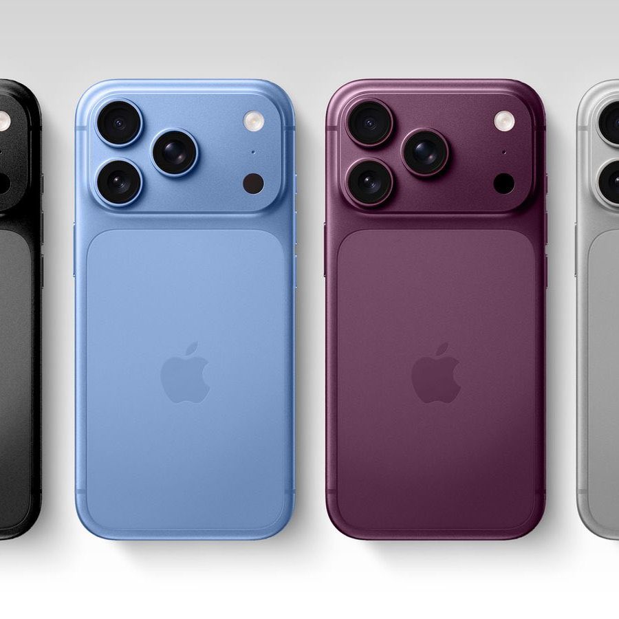 MrCreator1's tweet photo. iPhone 18, confirmed. https://t.co/8CRyBwQxsm