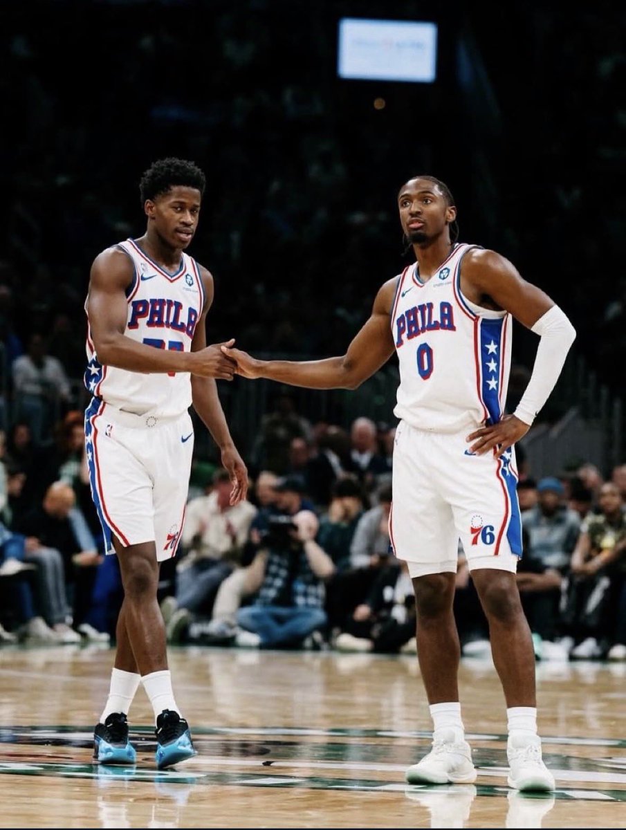 TheCouncilNBA's tweet photo. The Council’s IDEAL #Sixers Offseason:
1.  Nail the draft✅
2. Bring back Barlow✅
3. Let Grimes, Drum, Lowry walk
4. Resign Kelly Oubre
5. Sign Dean Wade
6. Sign Jock Landale
7.  Sign Bruce Brown

Maxey | Philon
Edgecombe | Brown
George | Oubre
Wade | Barlow
Embiid | Landale https://t.co/fuX3i3fDSL