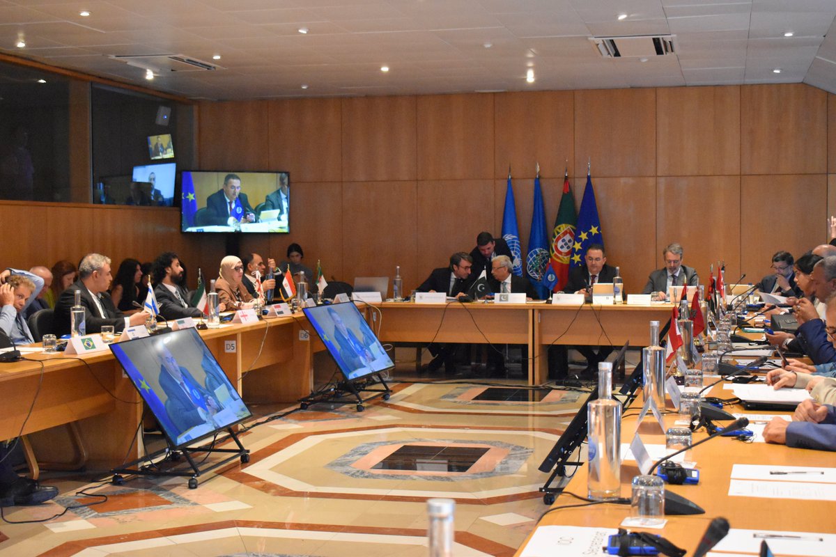 iocolivenews's tweet photo. 🌍123rd Session of the #InternationalOliveCouncil bringing together 48 member countries and welcoming Pakistan 🇵🇰 as the newest member of the IOC family.
As the olive sector grows worldwide, international cooperation has never been more important. 🫒
#OliveOil #TableOlives #IOC https://t.co/5Ngb5rpHxt