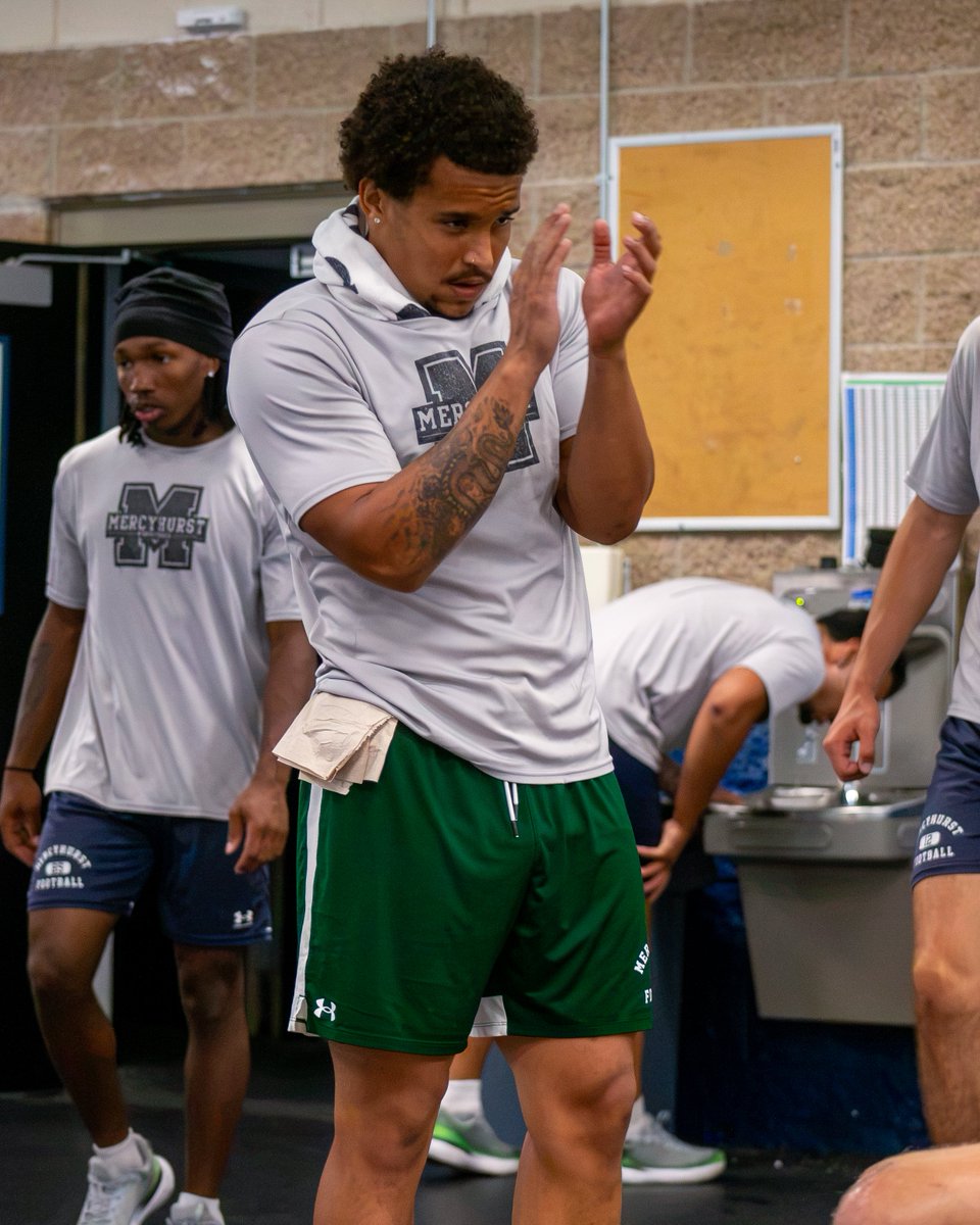 Mercyhurst Football tweet media
