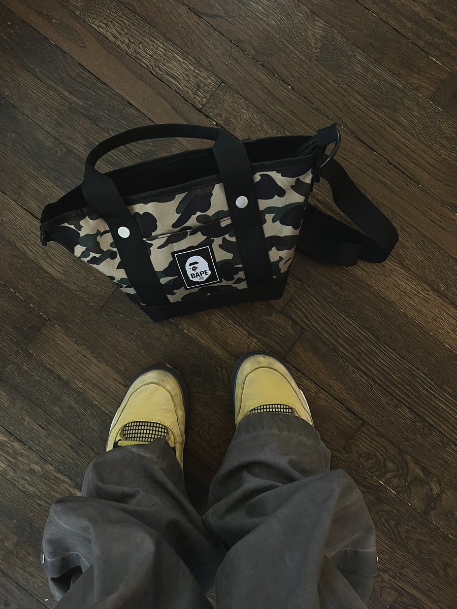 spacetigre's tweet photo. Officially: Marketing at @Jumpman23 https://t.co/8045WQ00aE