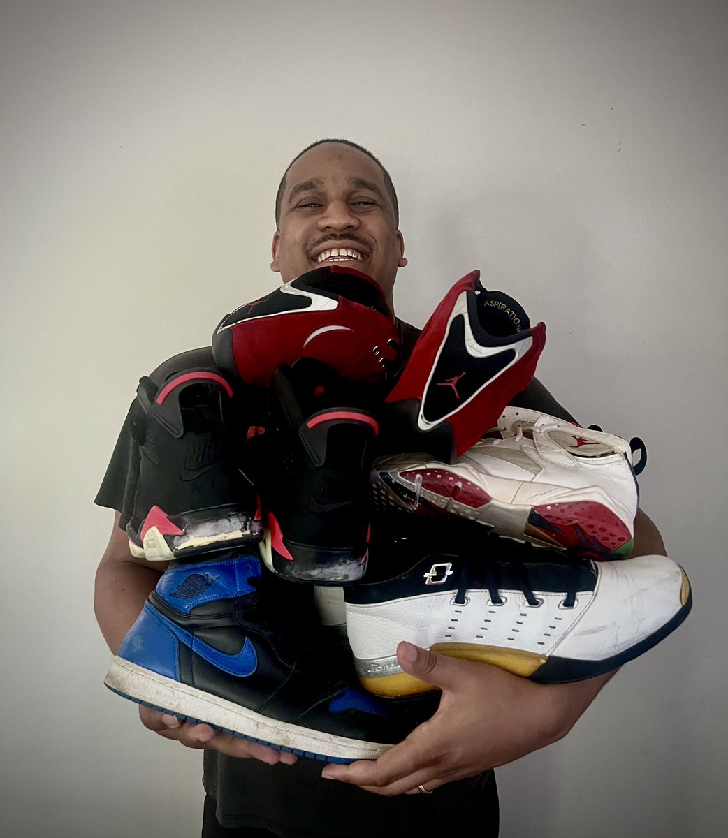 spacetigre's tweet photo. Officially: Marketing at @Jumpman23 https://t.co/8045WQ00aE