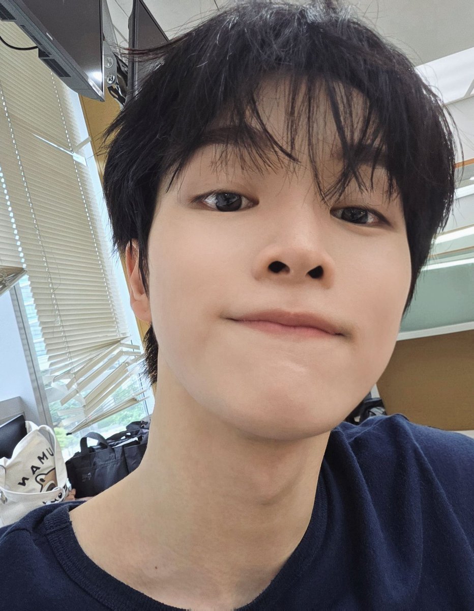 lilkitchuuq's tweet photo. รักเซลฟี่มะม๋าน้อยของซองชานจัง ㅜ . ㅜ 🐶♡ https://t.co/hJTUaSQO1R