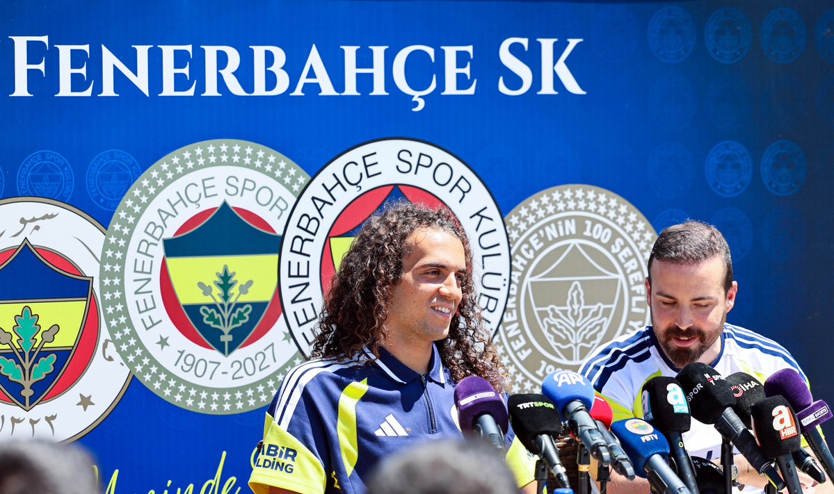 Fenerbahce's tweet photo. Matteo Guendouzi basın mensuplarıyla bir araya geldi. 

💬 Matteo Guendouzi: “Taraftarlarımızın bize göstermiş oldukları bu güvenin karşılığını vermemiz gerekiyor.”

🔗 https://t.co/2ZfXY4vN3u https://t.co/0FedYoJJRt