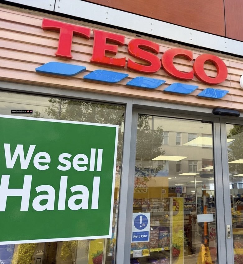 NotFarLeftAtAll's tweet photo. Should all supermarkets be legally required to display a sign indicating they sell halal products? https://t.co/tcOio1RJ3q