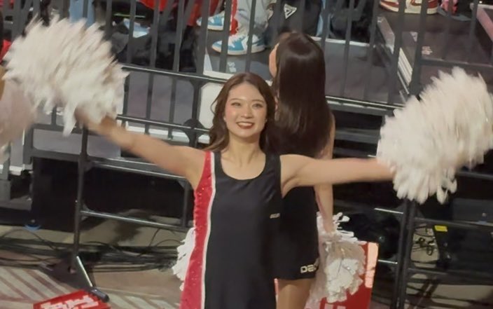 torachan261's tweet photo. @Saori_STARJETS Saoriさん
2年間ありがとうございました

Saori さんの笑顔にいつも癒され、元気をもらっていました
今期のSJ全員のサイン、イベントでのサイン、一緒に撮れた写真すべてが宝物です

卒業は本当にさみしいですが、これからも応援しています

そしてまたどこかでお会いできること、楽しみにしています https://t.co/F0u50TbIuq