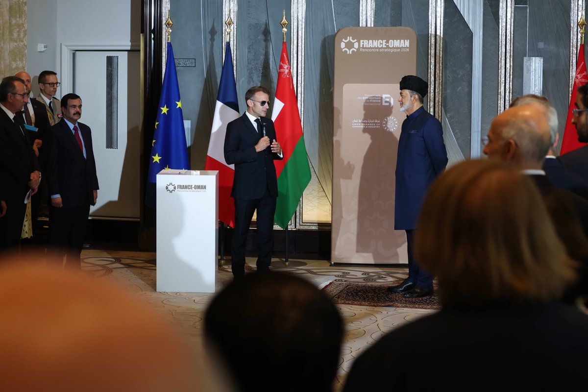 Latitude_eu's tweet photo. Launch capability takes more than hardware. 🚀 

Latitude and Etlaq Spaceport signed a Letter of Intent at the France–Oman Business Forum (by @MEDEF_I), during the meeting between Sultan Haitham bin Tariq Al Said and President @EmmanuelMacron. 

A step closer to Oman 2027. 🇫🇷 🇴🇲 https://t.co/LTWH8Snwgc