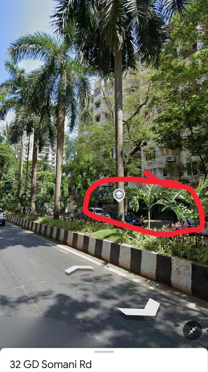Sameer_MNS's tweet photo. The officials of @mybmcWardA have planted such huge trees on divider grass right outside Somani school entrance in Cuffe Parade. In case it falls, directly on children resulting in higher casualties. @mybmc @AshwiniBhide Remove these trees from divider asap. @mashrujeet https://t.co/zendMzGuAv