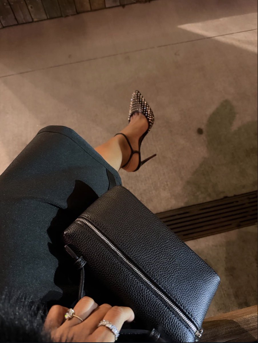 SandasSally's tweet photo. 02.14.26 🍣🥢🖤￼ https://t.co/LrGyw7QDgI