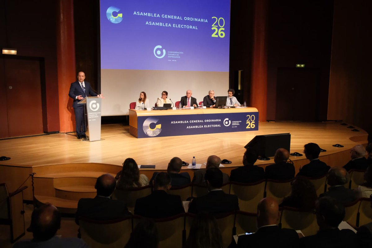 ConfeCan's tweet photo. 🔵 𝗟𝗮 𝗔𝘀𝗮𝗺𝗯𝗹𝗲𝗮 𝗘𝗹𝗲𝗰𝘁𝗼𝗿𝗮𝗹 𝗱𝗲 𝗹𝗮 𝗖𝗖𝗘 𝗮𝗰𝘂𝗲𝗿𝗱𝗮 𝗲𝗹𝗲𝗴𝗶𝗿, 𝗽𝗼𝗿 𝘂𝗻𝗮𝗻𝗶𝗺𝗶𝗱𝗮𝗱, 𝗹𝗮 𝗽𝗹𝗮𝗻𝗰𝗵𝗮 𝗲𝗹𝗲𝗰𝘁𝗼𝗿𝗮𝗹 𝗽𝗿𝗲𝘀𝗶𝗱𝗶𝗱𝗮 𝗽𝗼𝗿 𝗣𝗲𝗱𝗿𝗼 𝗢𝗿𝘁𝗲𝗴𝗮

𝗟𝗲𝗲𝗿 𝗻𝗼𝘁𝗮 𝗰𝗼𝗺𝗽𝗹𝗲𝘁𝗮 🔽

https://t.co/EShqRcj3iY https://t.co/hxfpFssNbH