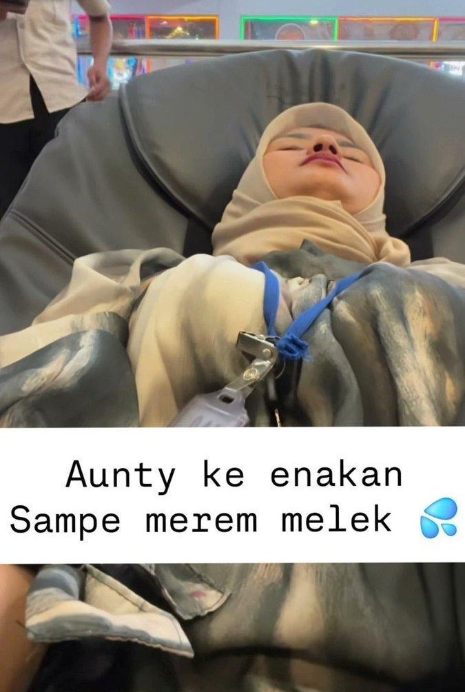hanxlim's tweet photo. sampe merem melek

https://t.co/1lHtXPcGfV

https://t.co/Rwau1ARvqz

https://t.co/Hhh5I6lVKG https://t.co/mPJ0HRx90W