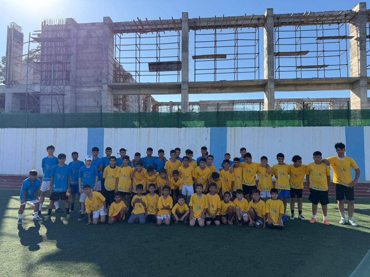 SemihGkdgn's tweet photo. Nurdağı Gençlik ve Spor İlçe Müdürlüğü olarak 

Yaz Spor Okulu Futbol Kursuna katılan öğrenciler 

⚽Futbol 

@OA_BAK @kemalcebervali @BBozgeyik_27  @FatmaSahin  @ncerciyas @YILDIRIRMehmet @Numannafizsahin @hruhimor @GSB_Gaziantep https://t.co/MgGXUvX4uD