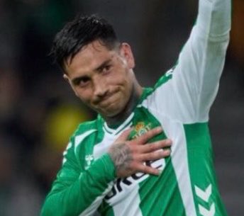 GonzaloTortosa's tweet photo. 🟢⚪️ Chimy Ávila se despide del Real Betis:

“Fui muy feliz estos años en la ciudad del Betis”

“Gracias por la oportunidad que me dieron”

@elchiringuitotv https://t.co/USPwxLiAMh