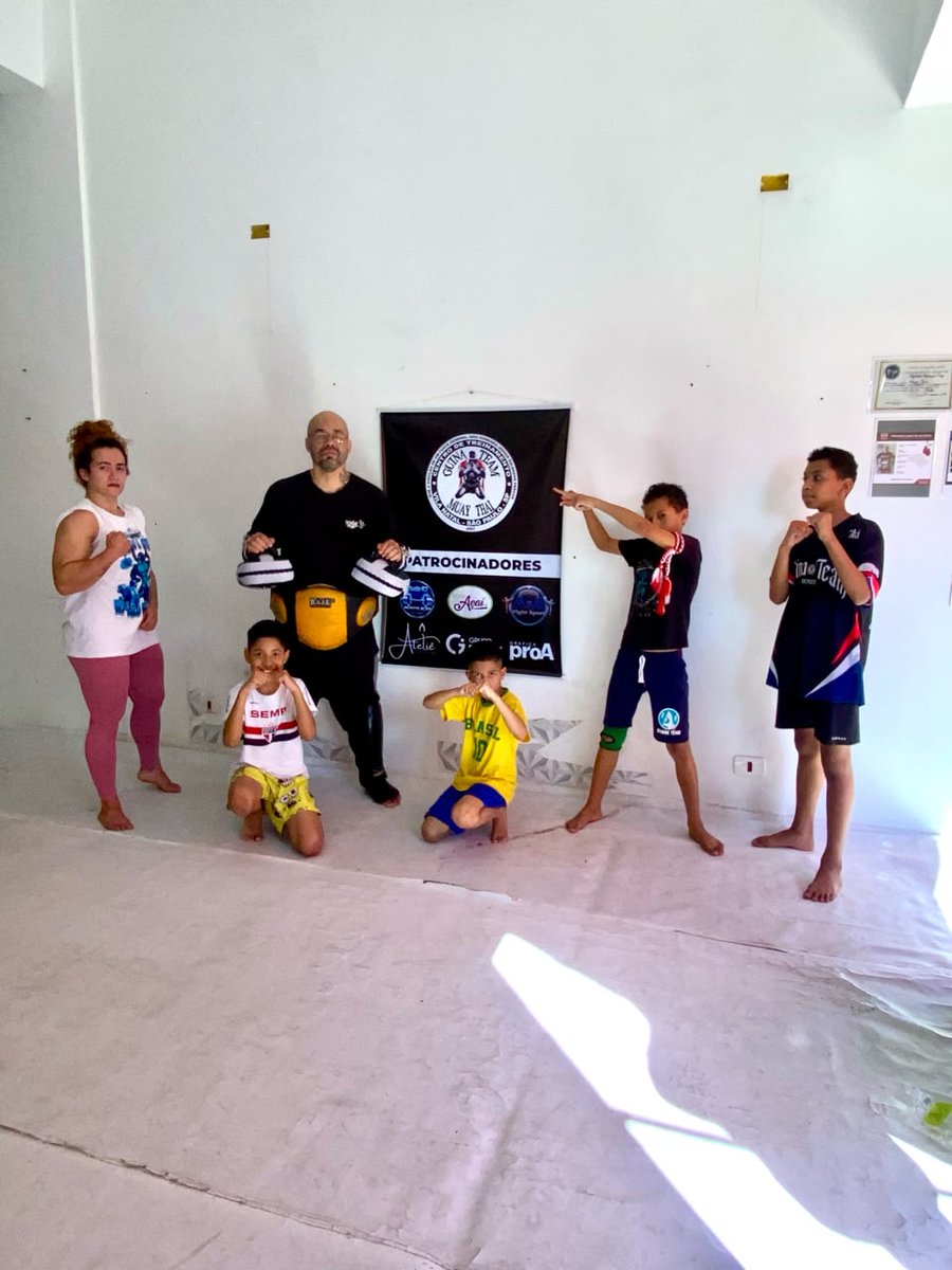 guinateam's tweet photo. Final de treino das 10h! Bora para os próximos treinos, galerinha! https://t.co/WJLeY8BHJT