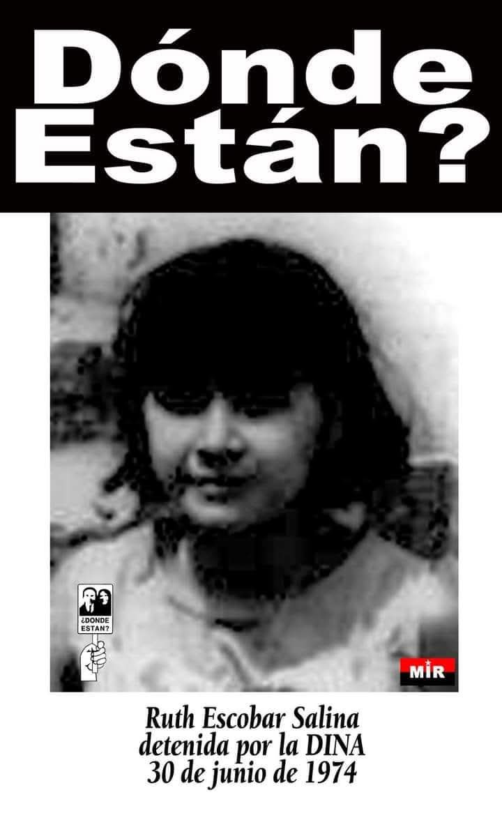 RadioUmbral's tweet photo. Ruth María Escobar Salinas, 27 años soltera, estudiante de Danza y de la Facultad de Ciencias Sociales de la Universidad de Chile, militante del MIR ,fue detenida el día 30 de junio de 1974, por la DINA
Es detenida desaparecida
No Olvidamos
No Perdonamos https://t.co/m61ilj9FKV
