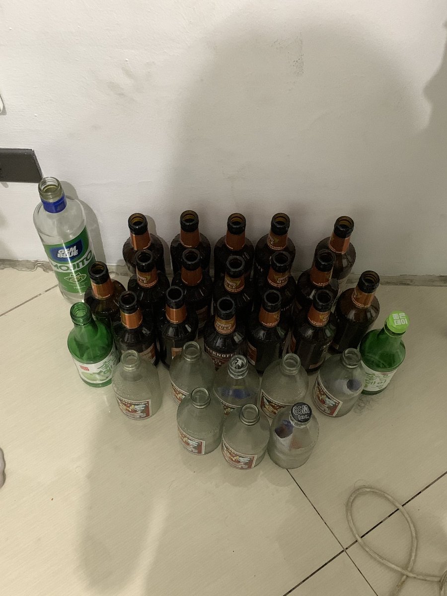 orsnges's tweet photo. first year alak recap https://t.co/J55PYS6jy8