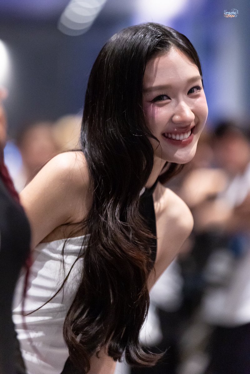 jsjnjan's tweet photo. จ๊ะเอ๋คับเตงงง 👀🥰

#TVHLMA2026xFayeAtom
#AtomPariya 🍑 https://t.co/zUcBFU66ra