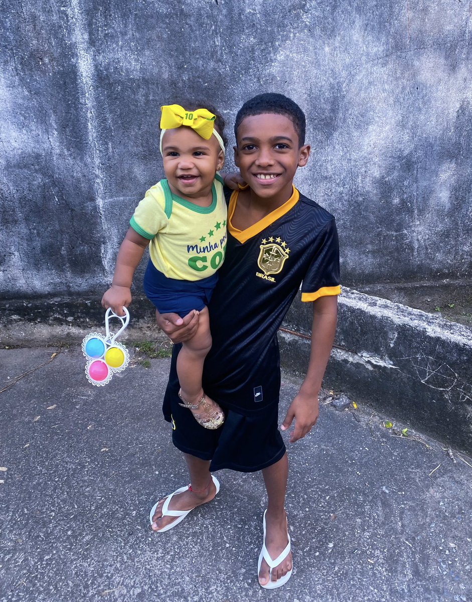 Nanda_Caylan's tweet photo. 🖤💛 https://t.co/lpAuIvdFxA