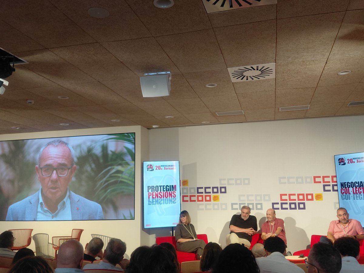 mpulidogu's tweet photo. Aquest matí he participat a la 20a Jornada de Previsió Social Complementària de @ccoocatalunya
Els fons de pensions d'ocupació han de servir per posar part dels estalvis de la classe treballadora al servei de la gent, mentre es rendibilitzen. https://t.co/lk08fiICbi