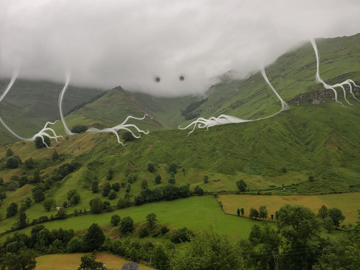 tulipanor's tweet photo. La dimensione poetica delle nuvole fantasma di Vorja Sánchez
#arte #fotografia
L'arte ha spesso la capacità di trasformare il quotidiano in qualcosa di straordinario, rivelando ciò che normalmente sfugge al nostro sguardo. È proprio su questo confine...
https://t.co/iHiTutHpeY https://t.co/bPj4mA4zCP