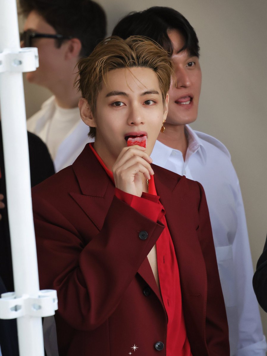 BTSvKIMTH's tweet photo. #CelineSS27 highlight: a strawberry popsicle. It was strawverry good 🍓 https://t.co/ptB2y4u41i