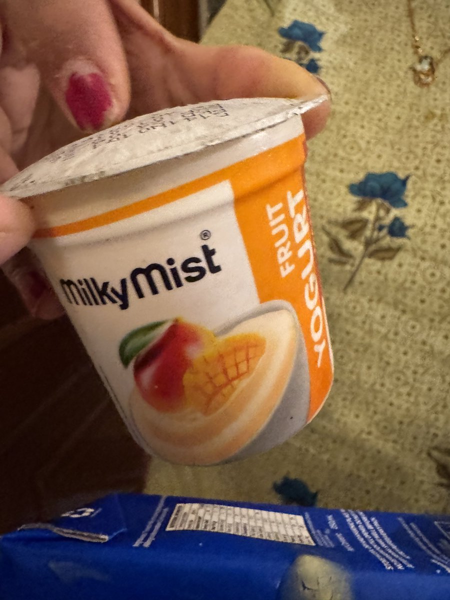 cloffo25's tweet photo. Hey @letsblinkit @blinkitcares 
Is your team blind or very blind or the screens aren't good quality? You guys send rotten stuff and then talk nonsense! 
How is the damage and rotten and puffed yogurt not visible? https://t.co/nJxNnY2Yoy