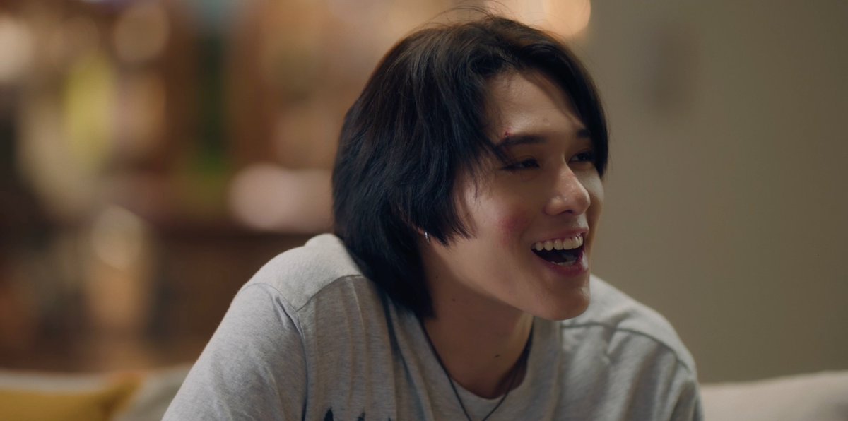 GMMTV's tweet photo. ใครยิ้มเอ็นดูพีทที่สุด ให้ทาย
#WUTheSeriesFinalEP
@skywongraveee @Hirunkit_ https://t.co/8zAdFMM5dI