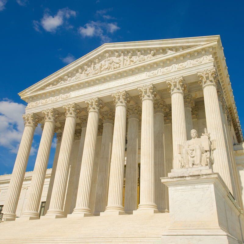 HQNewsNow's tweet photo. The Supreme Court has rejected Trump’s attempt to end birthright citizenship, which is guaranteed by the 14th Amendment.

Children born on American soil will continue to be born American citizens. https://t.co/gIPVZsOnyF