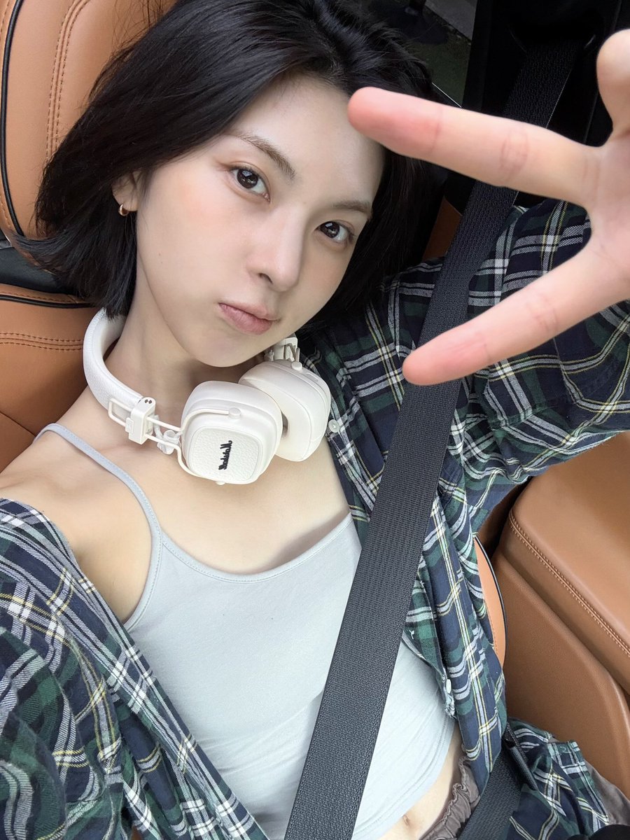 nmixxpics_'s tweet photo. 260630 🐥🫧 https://t.co/iTCHY4A4IG