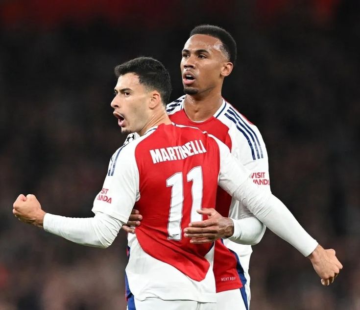 crfxtian's tweet photo. ele com o Gabriel Martinelli, que sabor 🥵 https://t.co/9qe1aHez0e
