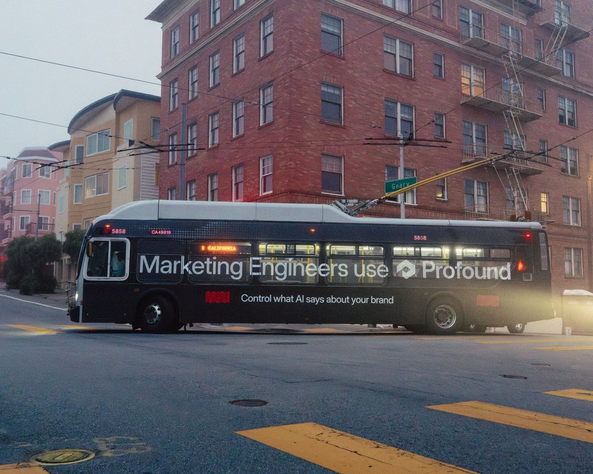 dbabbs's tweet photo. The Marketing Engineer has arrived in SF https://t.co/vBR3DN1LGf