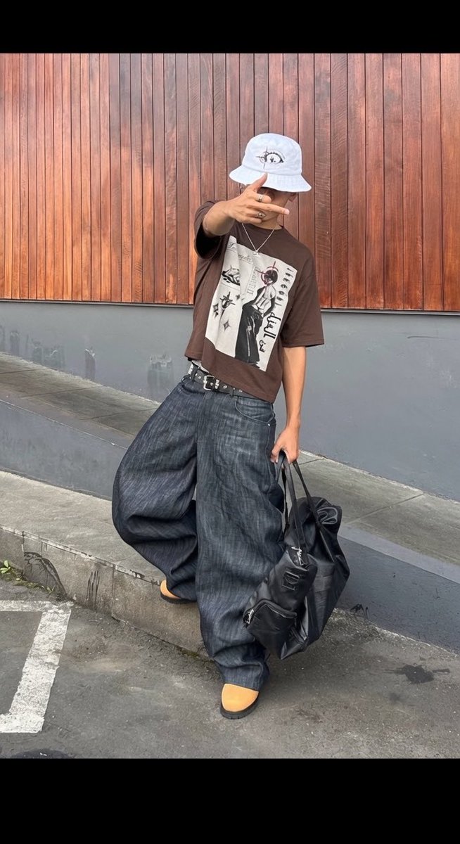 Haloadhorns's tweet photo. DM me to get a free discount!!!!
Give away coming up comment and follow to be entered 
New drop out now blue eyes x dreamers edition 

Shop now
https://t.co/1teVjZKuR4
#cybersigilism #jdmcarsoftiktok #StreetwearEssentials
#jdmlifestyle #gothicstyle #car #cartok #fashion https://t.co/UlsB7HvA18