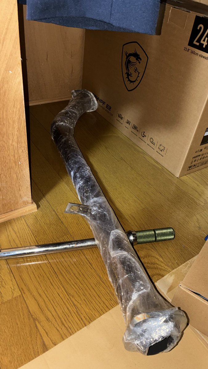 009qo1's tweet photo. Zn6 フロントパイプ ストレート 
メーカー不明
（ヤフオクでラインハルトのセットで付いてきた）

無料で誰か欲しい人いない、？引き取り限定 https://t.co/PIA4G3Eu6Q