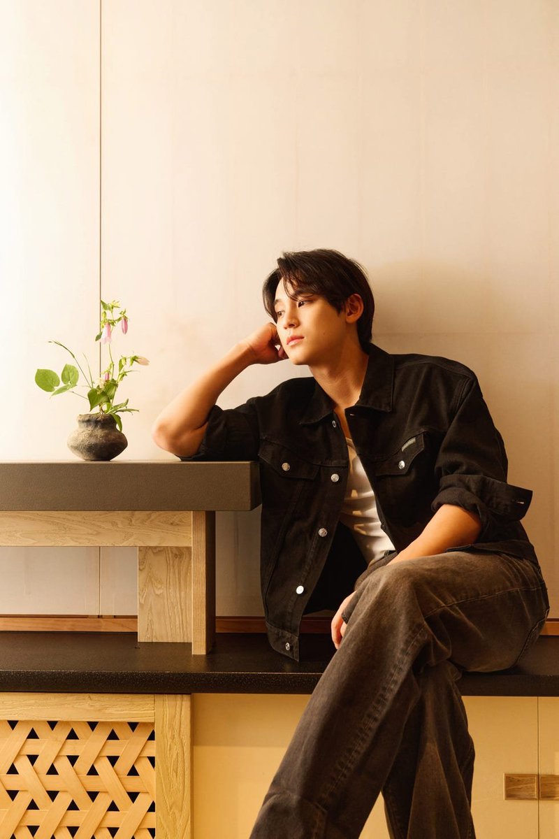 mingyuHQpics's tweet photo. 📸 mingyu for harper's bazaar japan x calvin klein https://t.co/AsPKWS8idJ