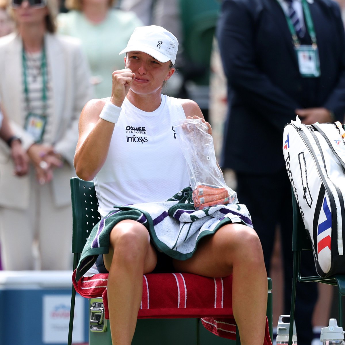 SwiatekOOC's tweet photo. Iga, it doesn't matter when or how much time you need, but remember who you are. You have almost completed tennis, you're capable of anything, don't be afraid. The bad moments are just part of the process, keep fighting and it will all pay off. https://t.co/nA1LICdRhJ