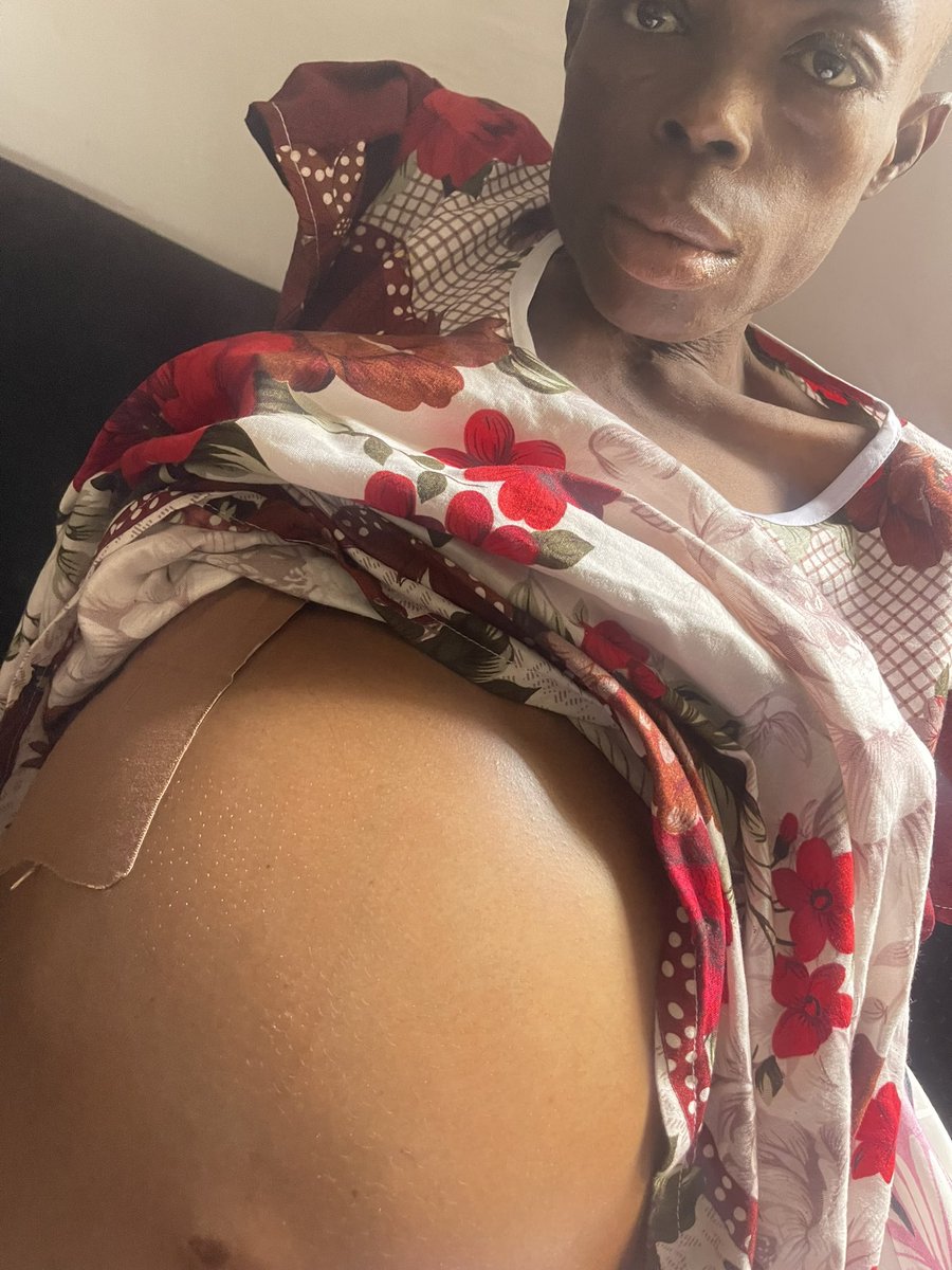 Unabombaar's tweet photo. She's still alive and growing strong and beautiful. Can't say the same for these yariba ronu comrades wey disease carry go where dem no know 🤣🤣🤣🤣🤣🤣 https://t.co/ZgPwgJvjx6
